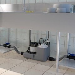 Sanicom 1, Tek Pompalı 2 Ünite Girişli (Klozet hariç), Banyo, Mutfak ve Çamaşırhane Pis Su Transfer, Tahliye Pompası